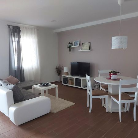 Apartman Lorna توراني المظهر الخارجي الصورة