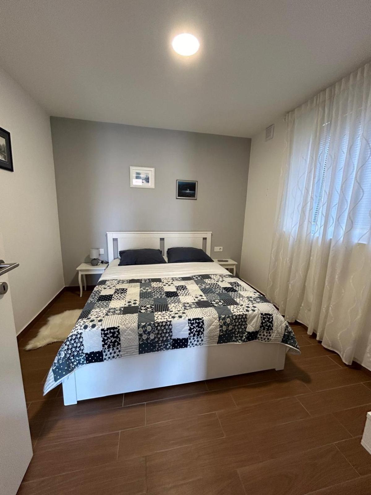Apartman Lorna توراني المظهر الخارجي الصورة