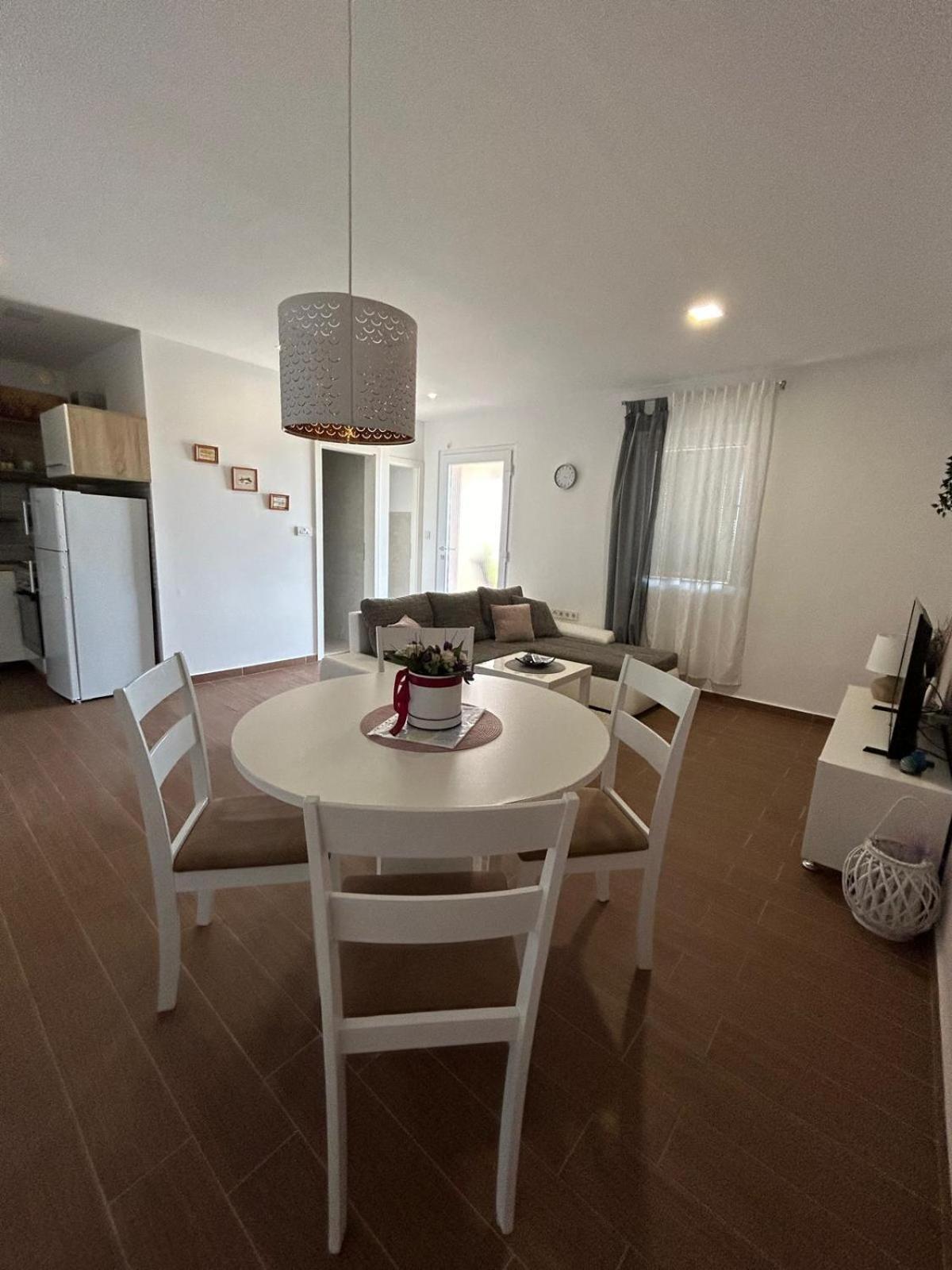 Apartman Lorna توراني المظهر الخارجي الصورة